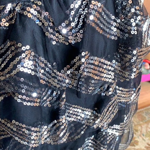 Blonde Nites dress - Picture 2 of 4